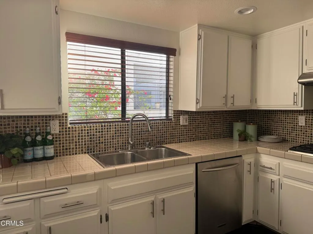 Additional image 23 of 394 S Los Robles Avenue Unit 2, Pasadena, CA 91101