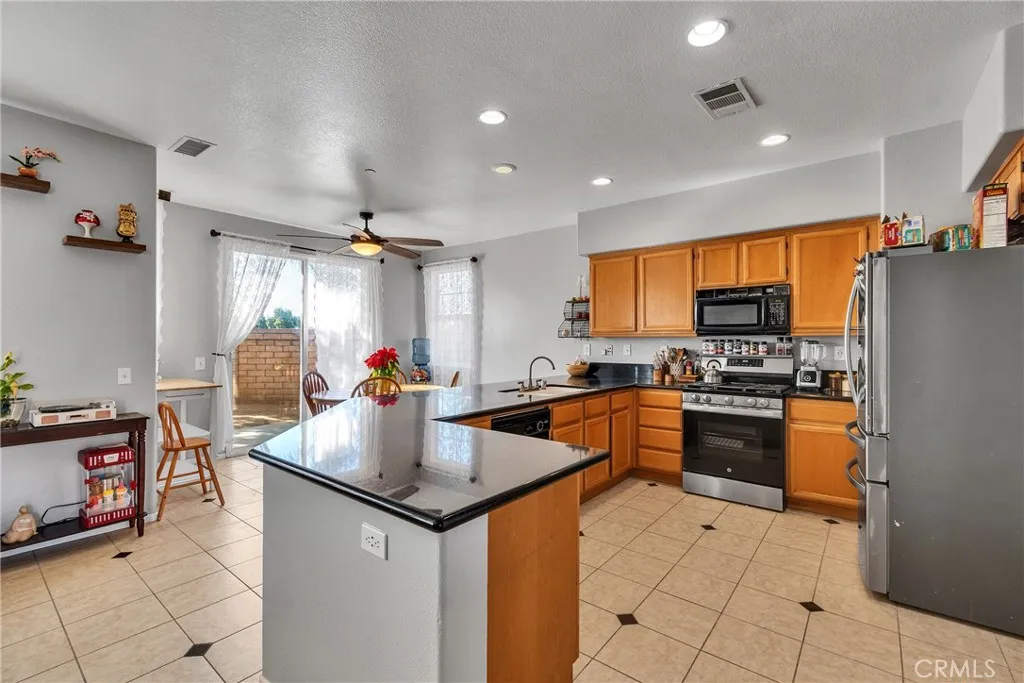 Additional image 6 of 1607 Perennial Court, Perris, CA 92571