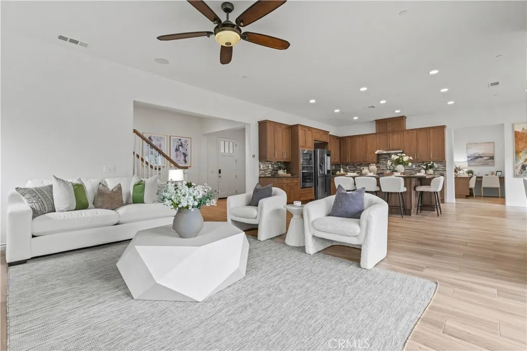 Additional image 19 of 164 Newall, Irvine, CA 92618