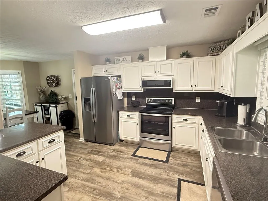 Additional image 5 of 27 Wheatfield Dr, Fort Mitchell, AL 36856