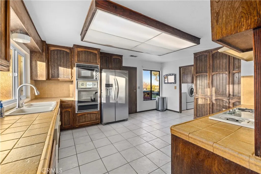 Additional image 16 of 40830 W 43rd Street, Palmdale, CA 93551