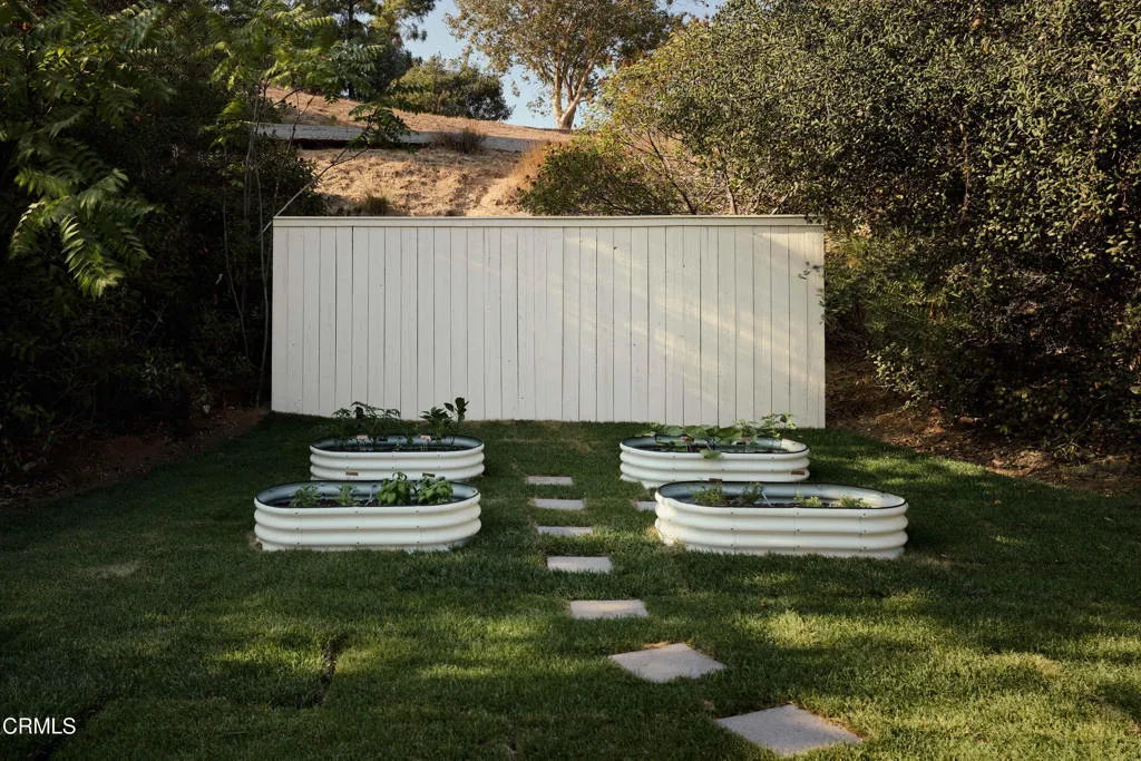 Additional image 76 of 4781 Round Top Drive, Los Angeles, CA 90065