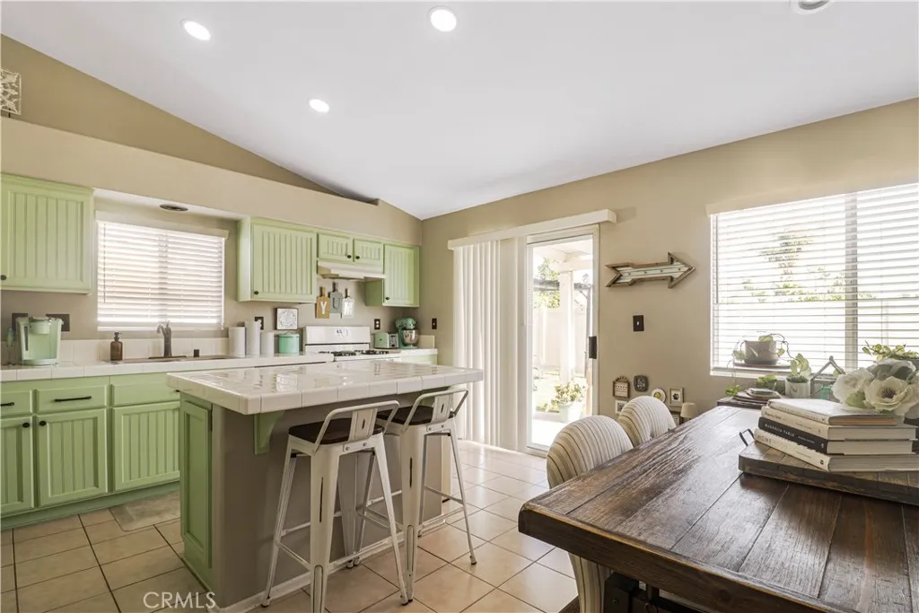 Additional image 9 of 332 Del Flora St, Oceanside, CA 92058