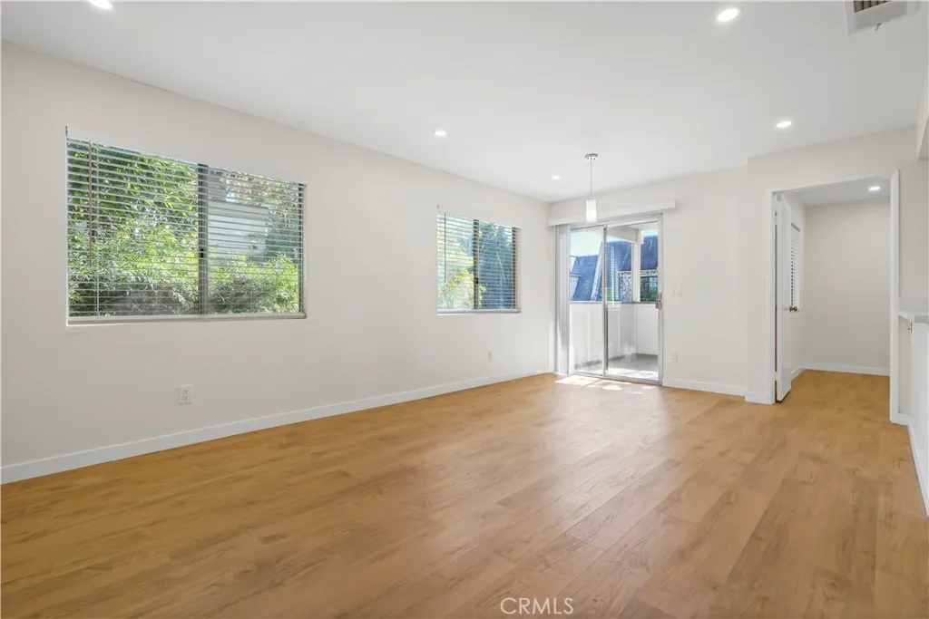 Additional image 42 of 10237 De Soto Unit A, Chatsworth, CA 91311