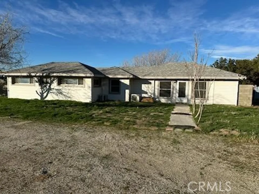 Additional image 2 of 2321 W Avenue M4, Palmdale, CA 93551