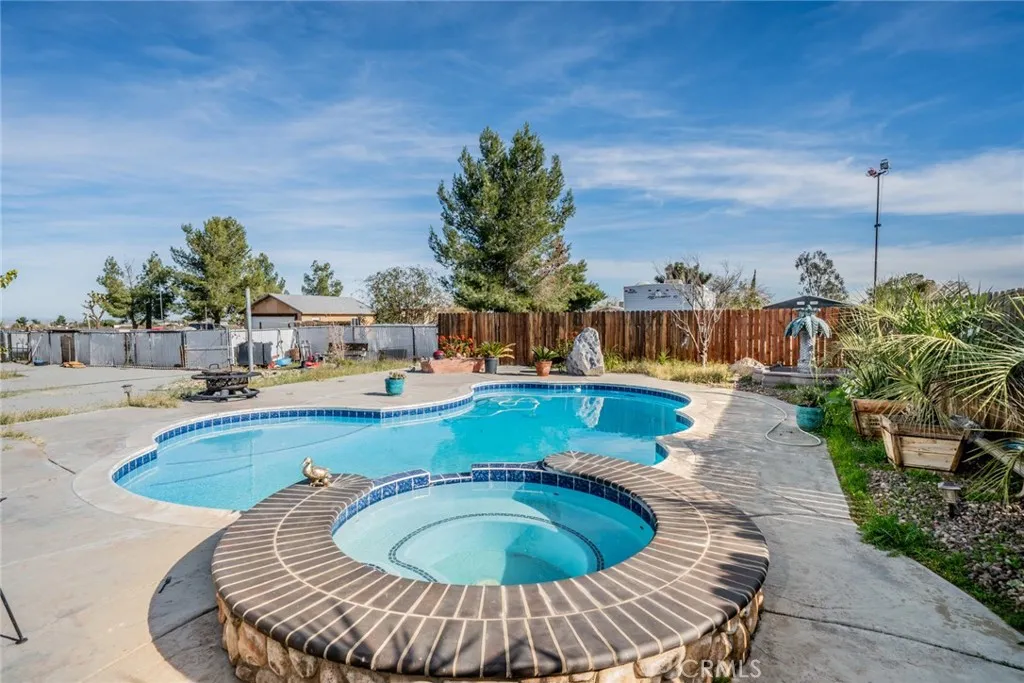 Additional image 9 of 4637 Luna Road, Phelan, CA 92371