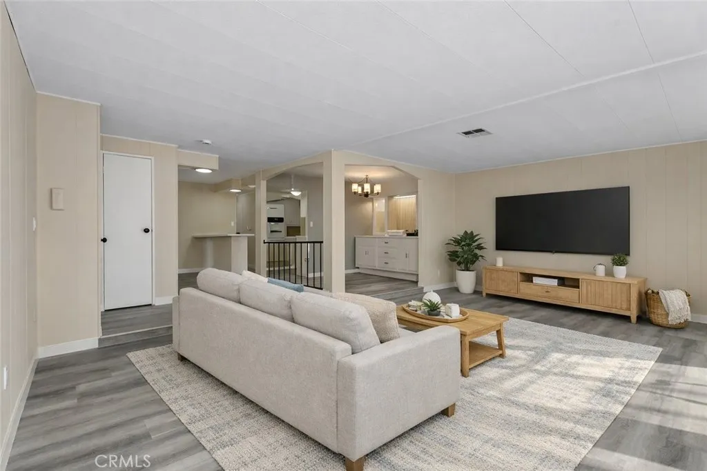 Additional image 10 of 15621 Beach Boulevard Unit 103, Westminster, CA 92683