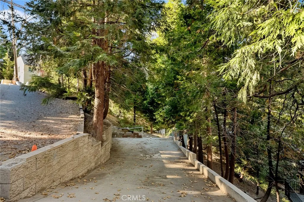 Additional image 9 of 196 Ponderosa Dr, Cedar Glen, CA 92321