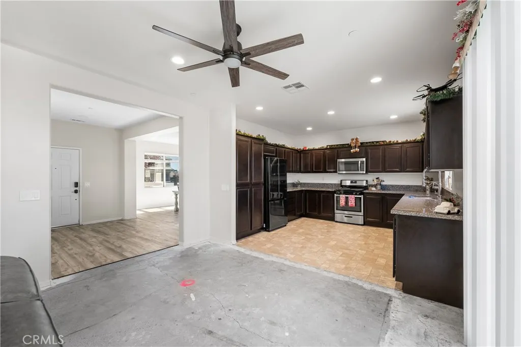 Additional image 75 of 2517 San Madrid Way, Rosamond, CA 93560