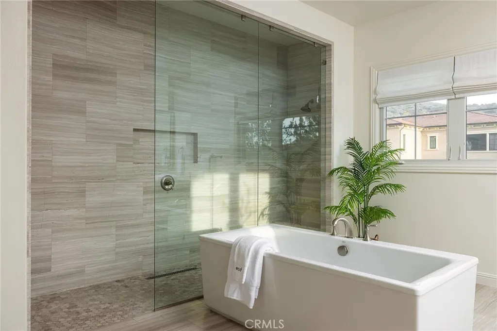 Additional image 35 of 114 Great Oak, Irvine, CA 92602