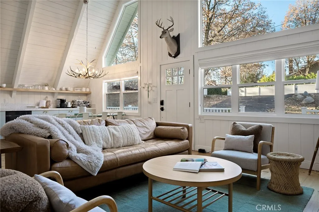 Additional image 16 of 987 Tirol Lane, Lake Arrowhead, CA 92352