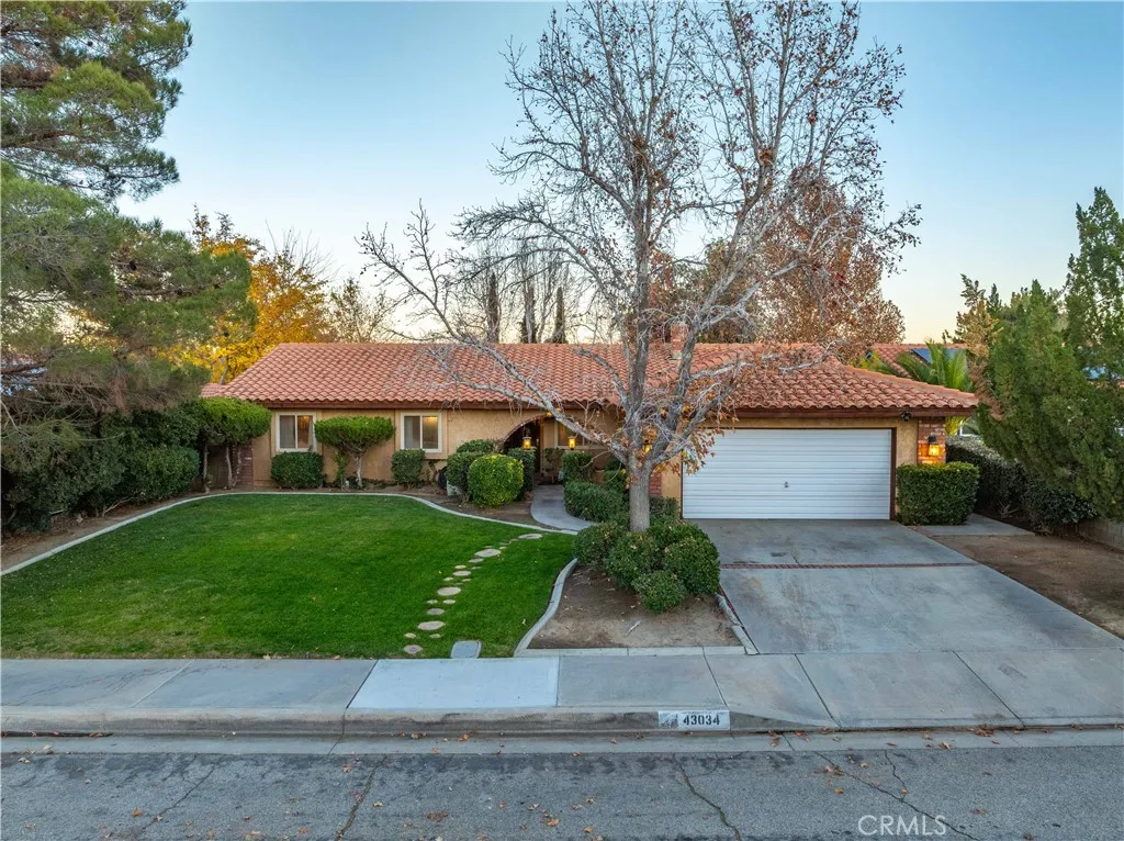 Additional image 55 of 43034 Cherbourg Ln, Lancaster, CA 93536