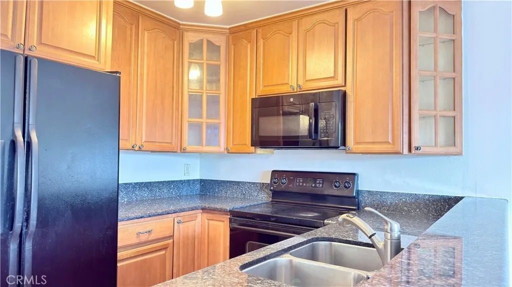 Additional image 48 of 20930 Parthenia Street Unit 216, Canoga Park, CA 91304