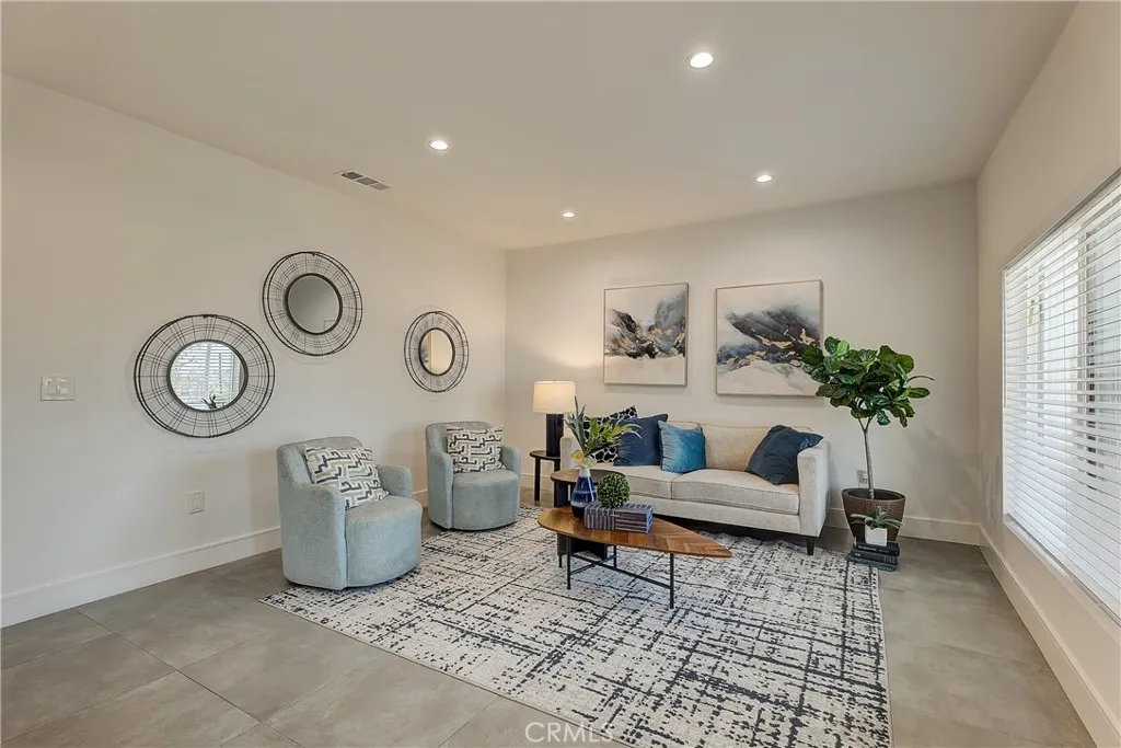 Additional image 5 of 1364 S Ridgeley Dr, Los Angeles, CA 90019