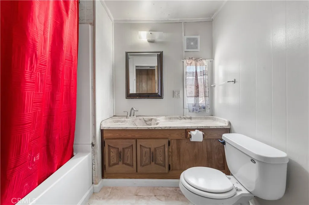 Additional image 70 of 2121 Nadeau St, Mojave, CA 93501