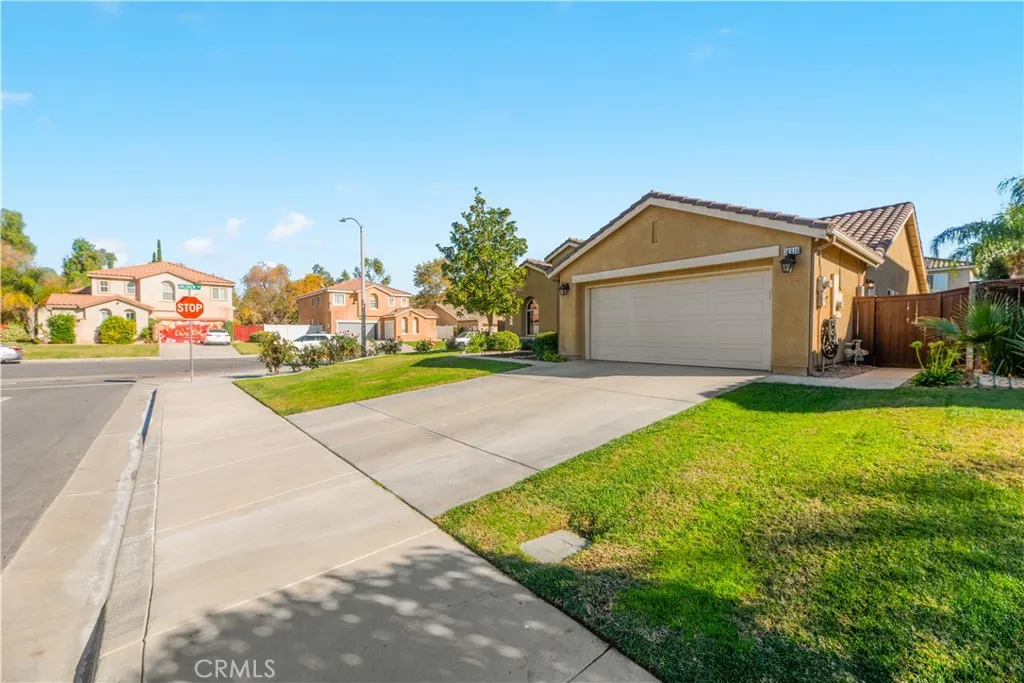 Additional image 52 of 32816 Autumn Wood Cir, Lake Elsinore, CA 92530