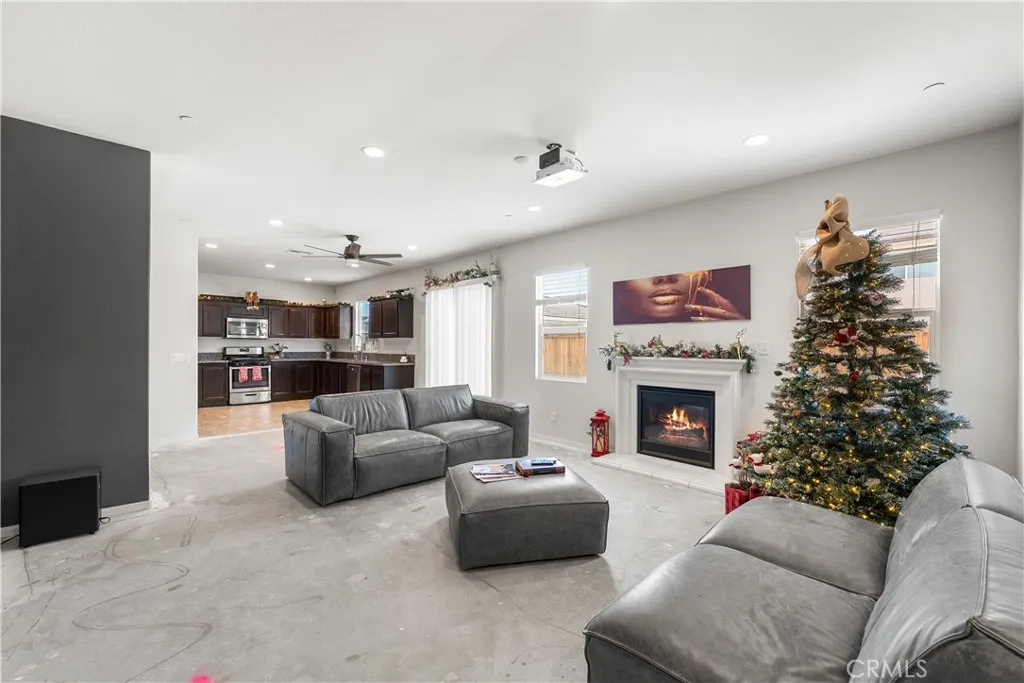 Additional image 83 of 2517 San Madrid Way, Rosamond, CA 93560