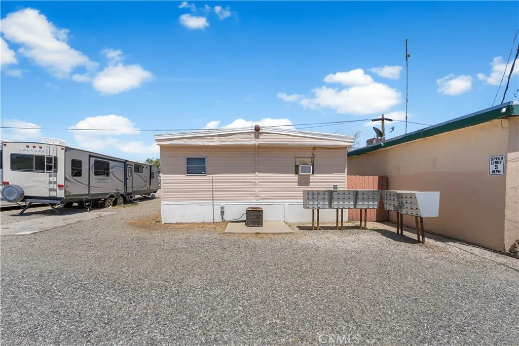 Additional image 44 of 2121 Nadeau St, Mojave, CA 93501