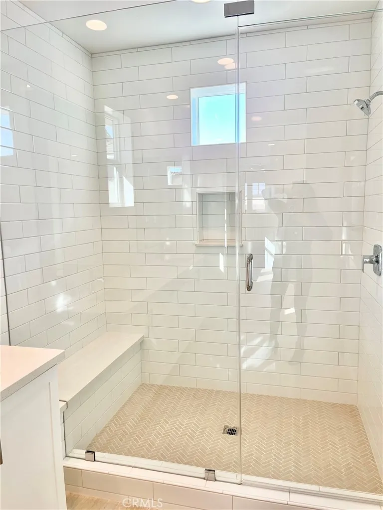 Additional image 31 of 381 S Nevada Avenue, Ventura, CA 93004