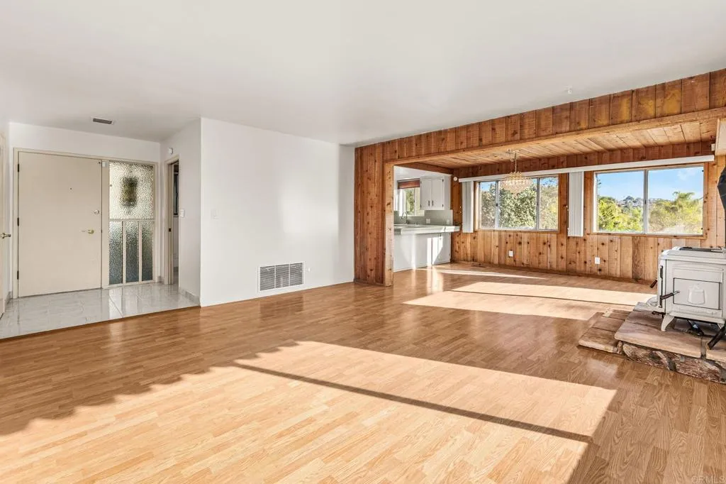 Additional image 8 of 3925 Rogers Rd, Spring Valley, CA 91977