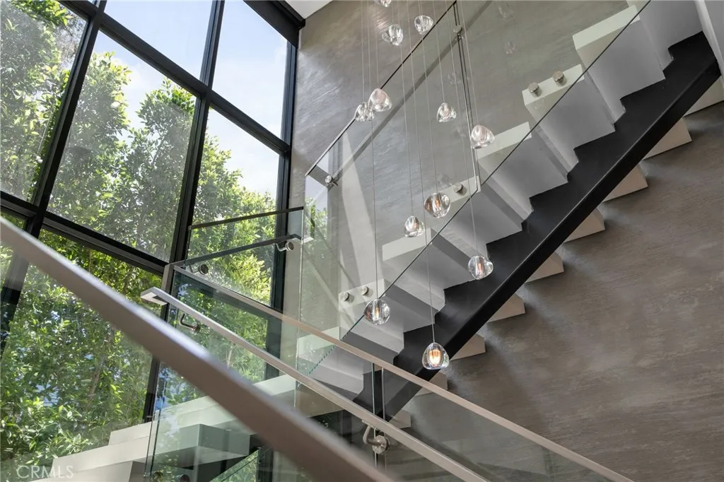 Additional image 22 of 15231 Greenleaf Street, Sherman Oaks, CA 91403