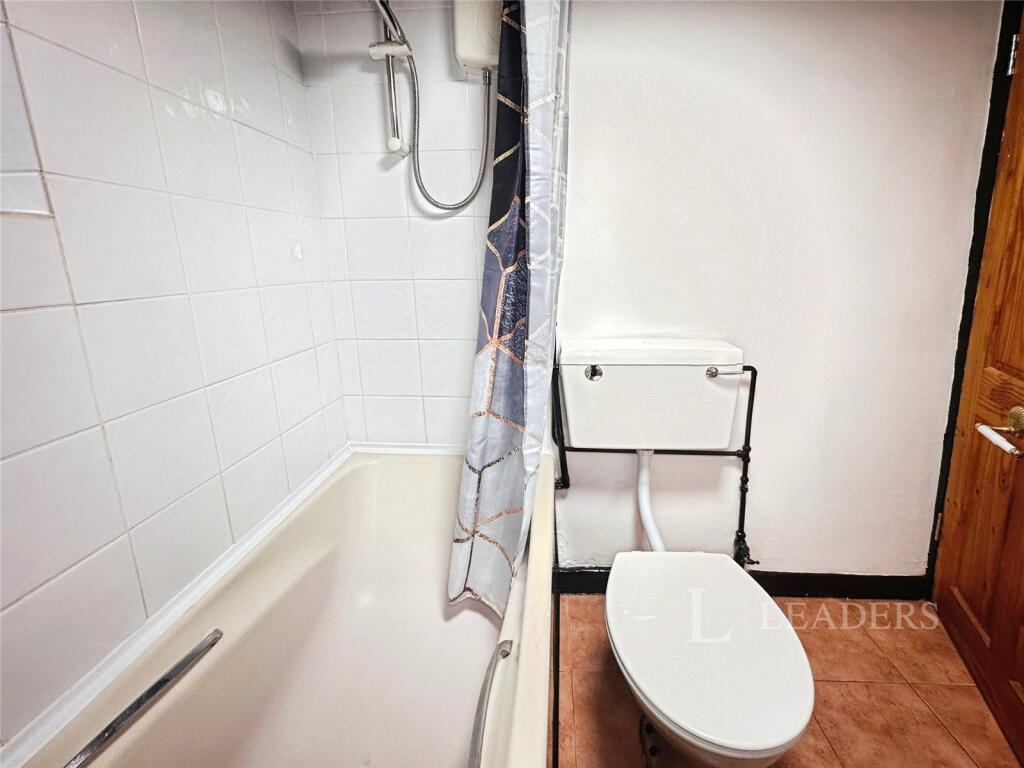 Additional image 10 of Bank Street, B14