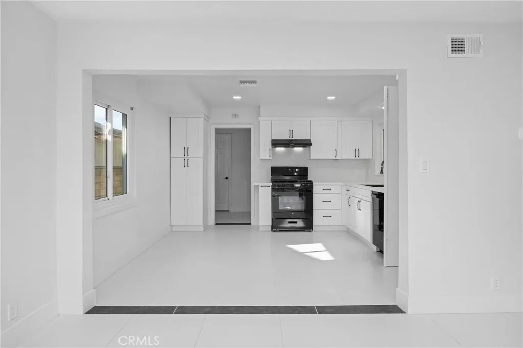 Additional image 10 of 230 S Camellia St, Anaheim, CA 92804