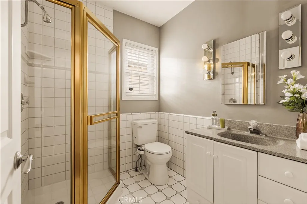 Additional image 44 of 1640 N Lincoln Street, Burbank, CA 91506