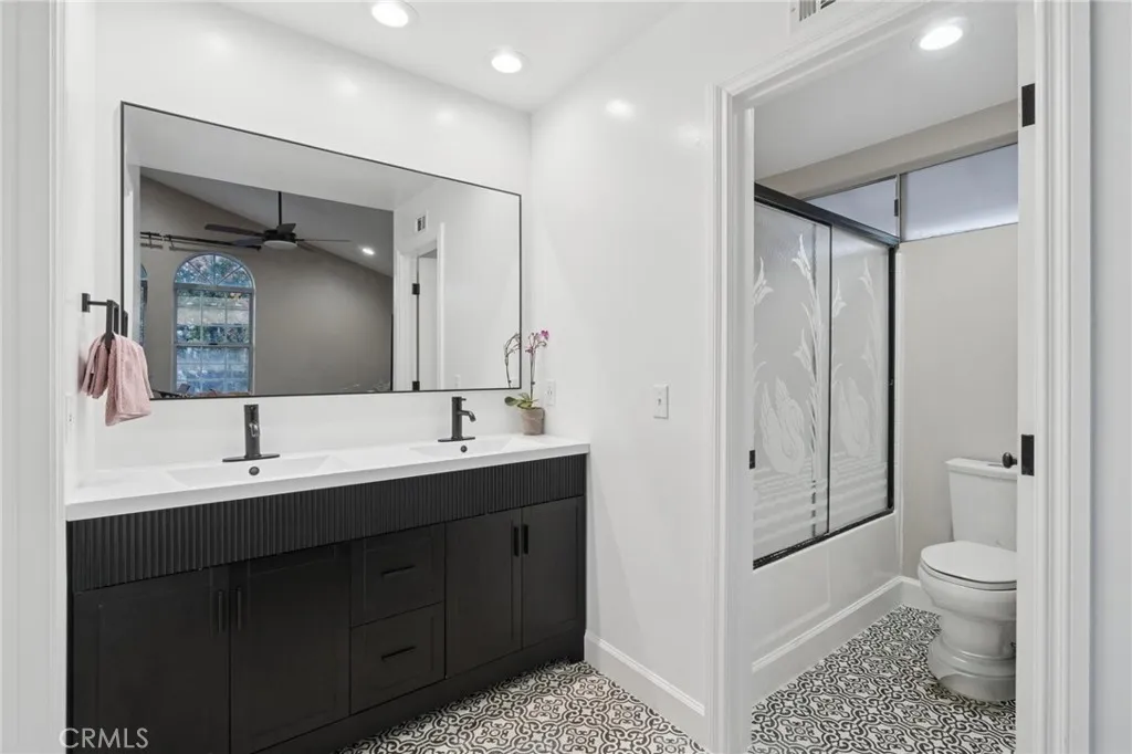 Additional image 27 of 19725 Collins Road, Canyon Country, CA 91351