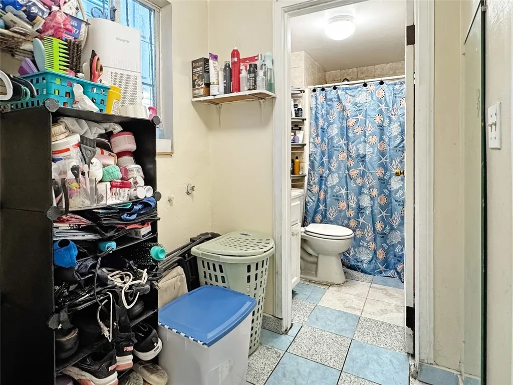 Additional image 71 of 348 W Vernon Avenue, Los Angeles, CA 90037