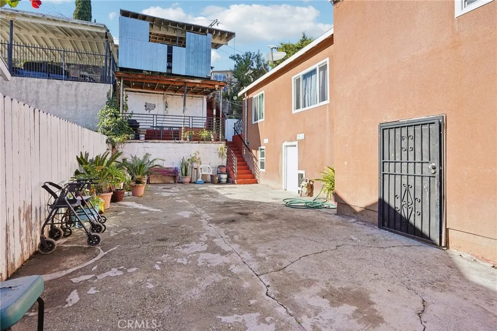 Additional image 20 of 1046 N Bonnie Beach Place, Los Angeles, CA 90063