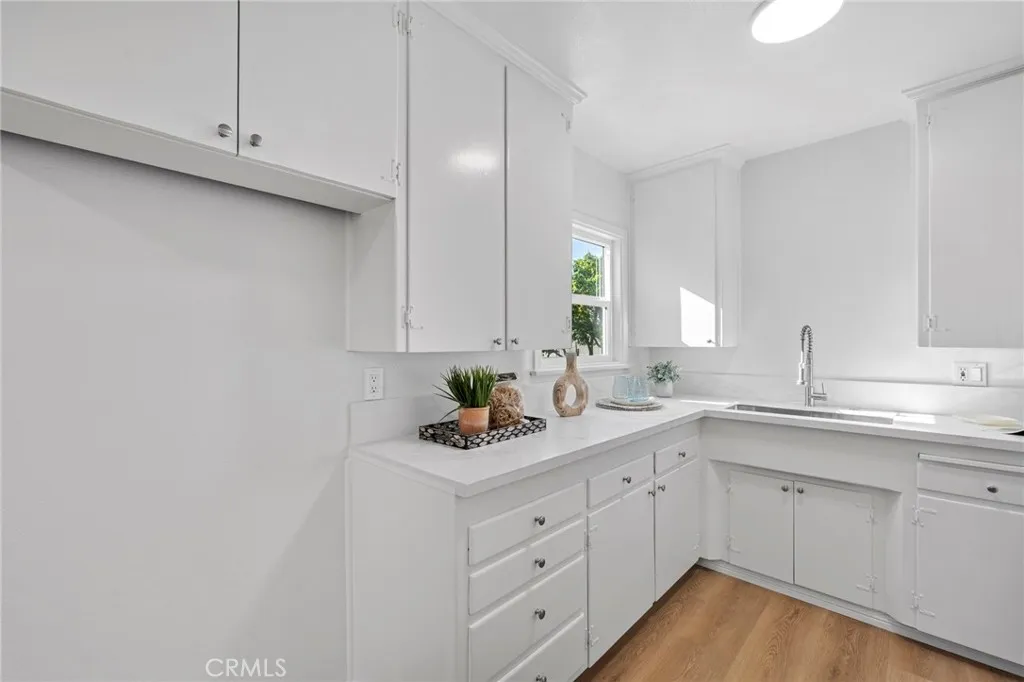 Additional image 19 of 2100 W Valencia Drive, Fullerton, CA 92833