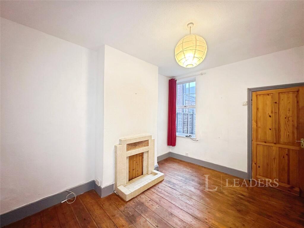 Additional image 4 of Bank Street, B14