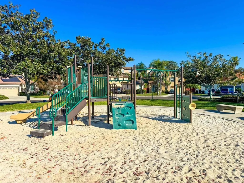 Additional image 141 of 561 Chesterfield Circle, San Marcos, CA 92069