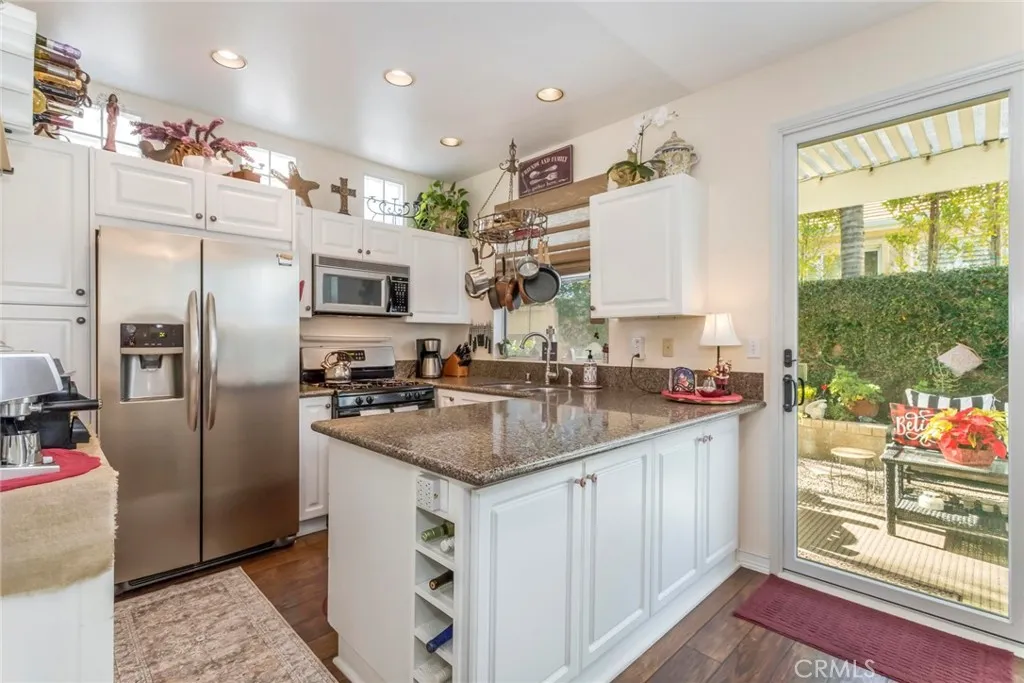 Additional image 76 of 27839 Skycrest Circle Unit 9, Valencia, CA 91354