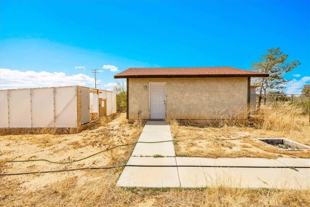 Additional image 65 of 58331 Caliente Street, Yucca Valley, CA 92284