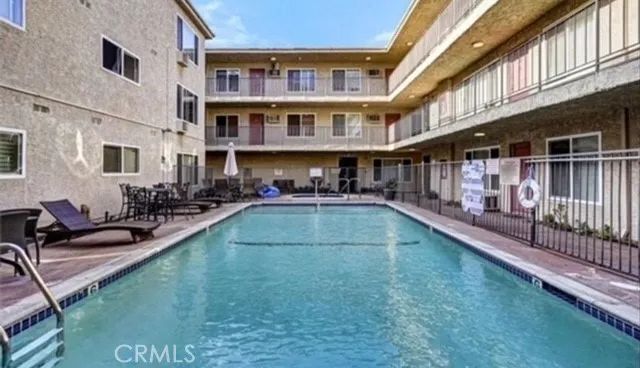 Additional image 24 of 20327 Saticoy Street Unit 102, Winnetka, CA 91306