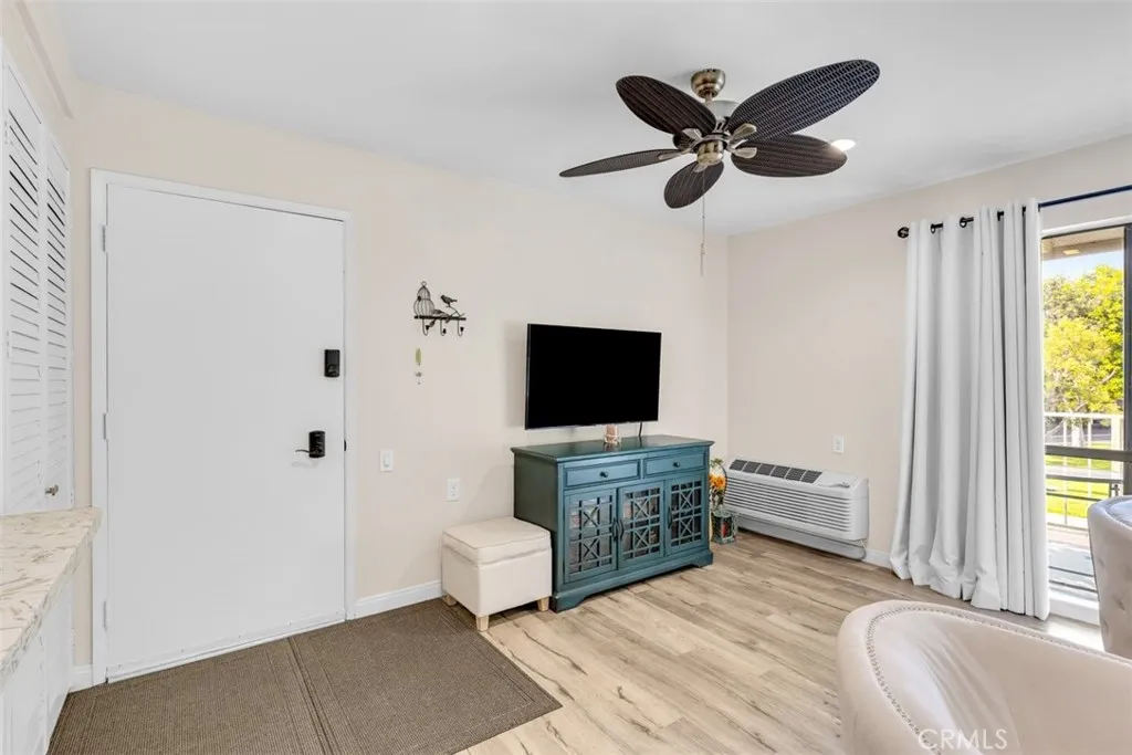 Additional image 5 of 2096 Ronda Granada Unit O, Laguna Woods, CA 92637