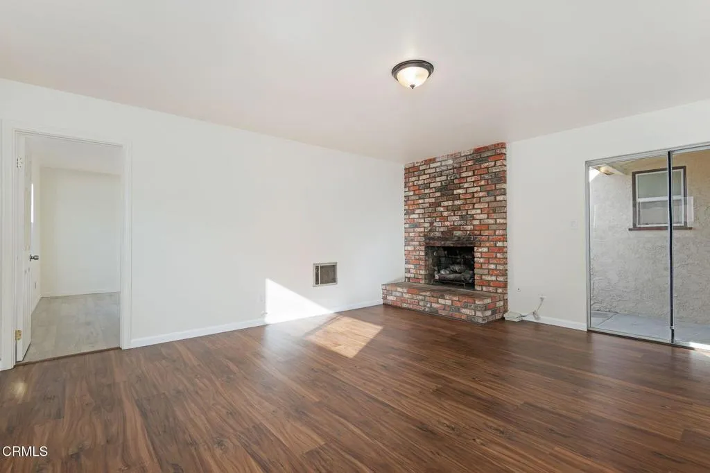 Additional image 39 of 325 N J Street, Oxnard, CA 93030