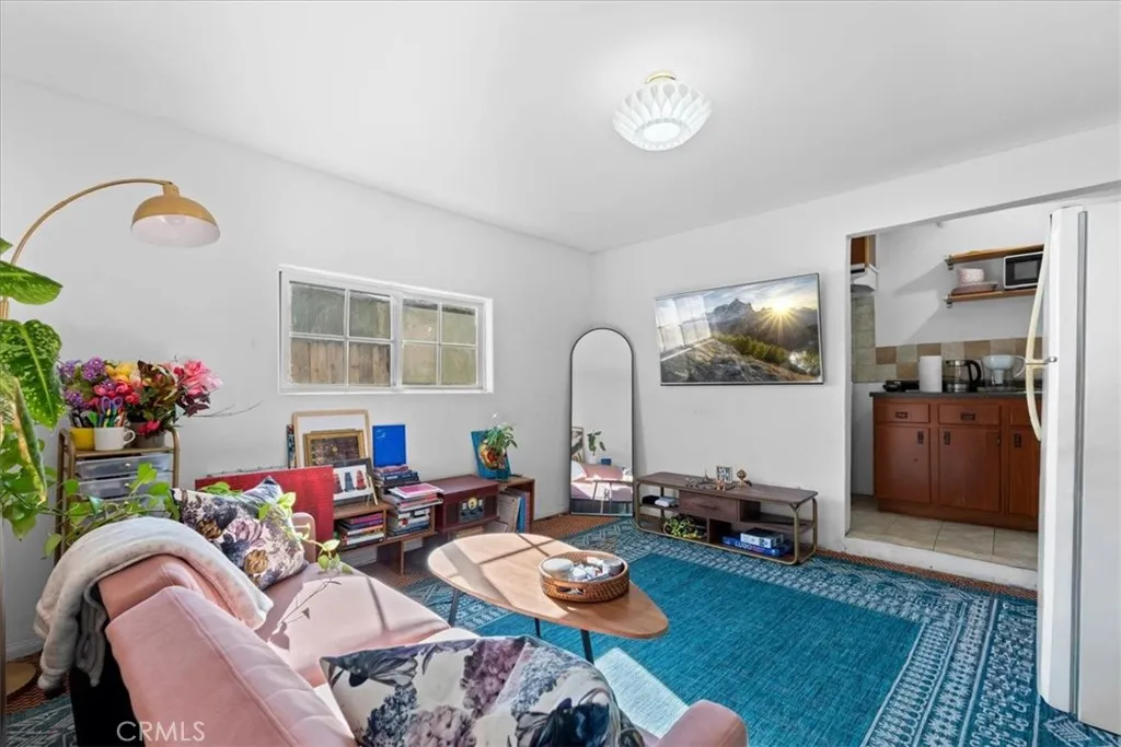 Additional image 58 of 6902 Quakertown Avenue, Winnetka, CA 91306