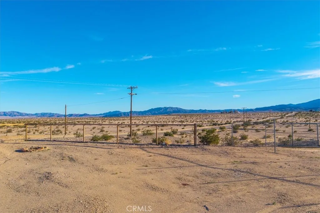 Additional image 85 of 5048 Godwin Rd, 29 Palms, CA 92277