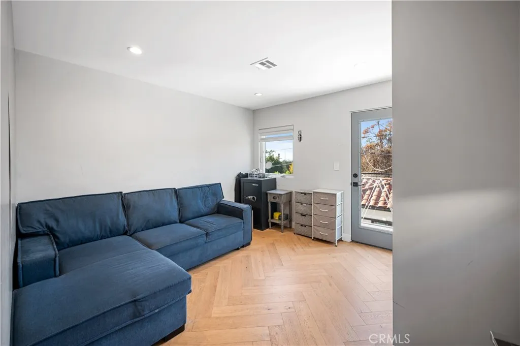 Additional image 77 of 515 La Loma Rd, Glendale, CA 91206