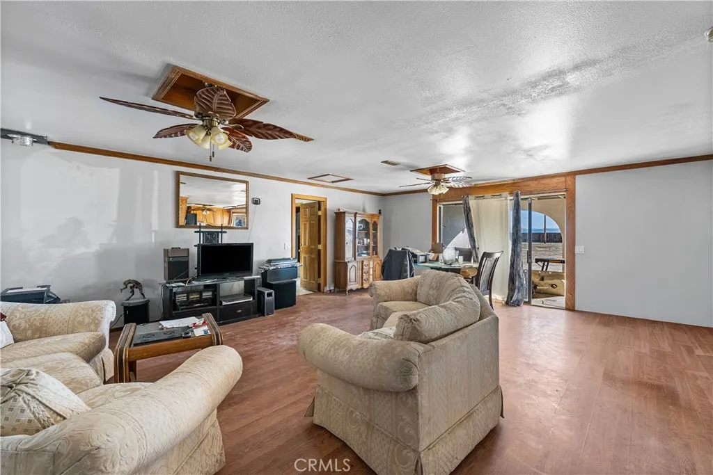 Additional image 45 of 49225 West 45th ST W, Lancaster, CA 93536