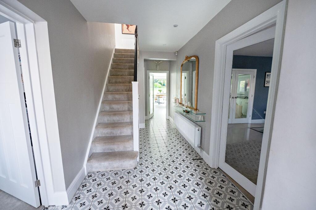 Additional image 8 of Bradmore Way, Brookmans Park, AL9