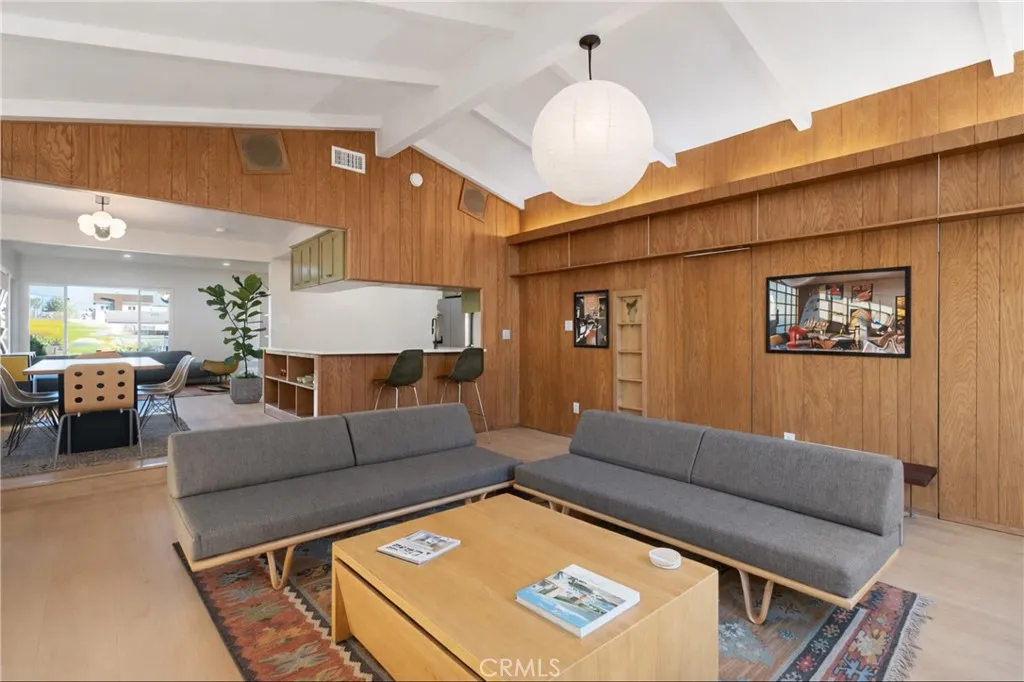 Additional image 63 of 11623 S Dehn Ave, Inglewood, CA 90303