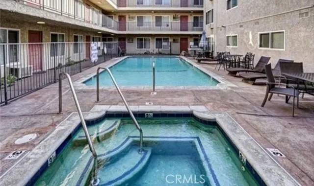 Additional image 25 of 20327 Saticoy Street Unit 102, Winnetka, CA 91306