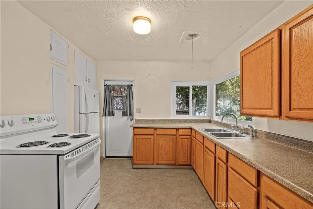 Additional image 61 of 476 E 7th Avenue, Chico, CA 95926