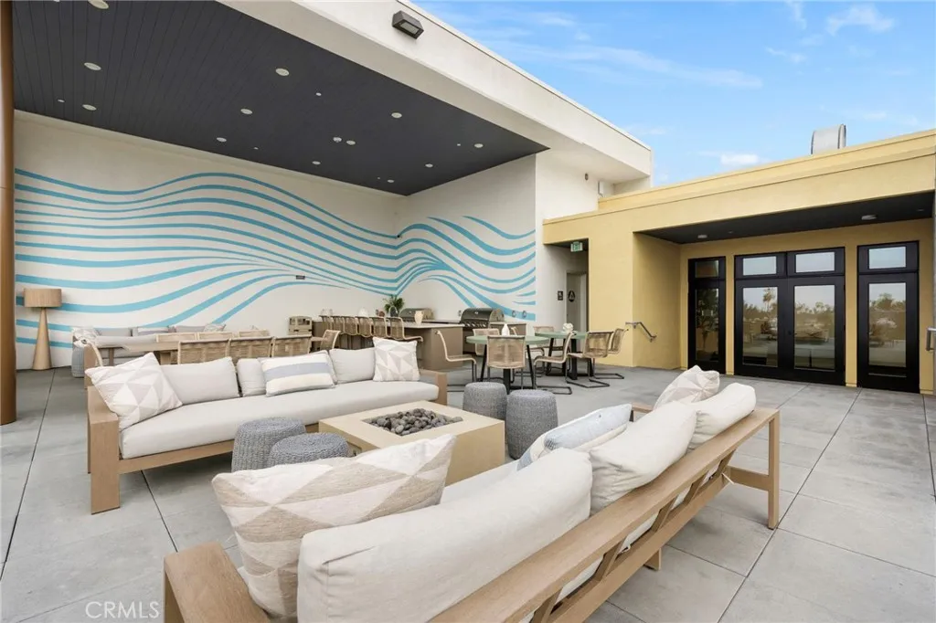 Additional image 125 of 414 Main St Unit 300, Huntington Beach, CA 92648