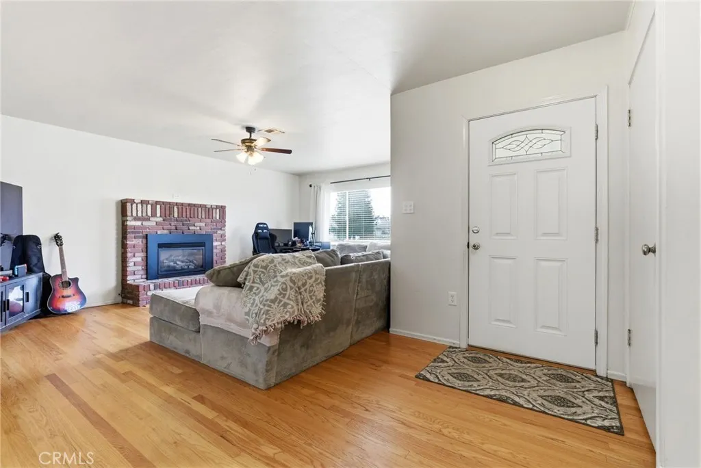 Additional image 15 of 2410 S Locust St, Visalia, CA 93277