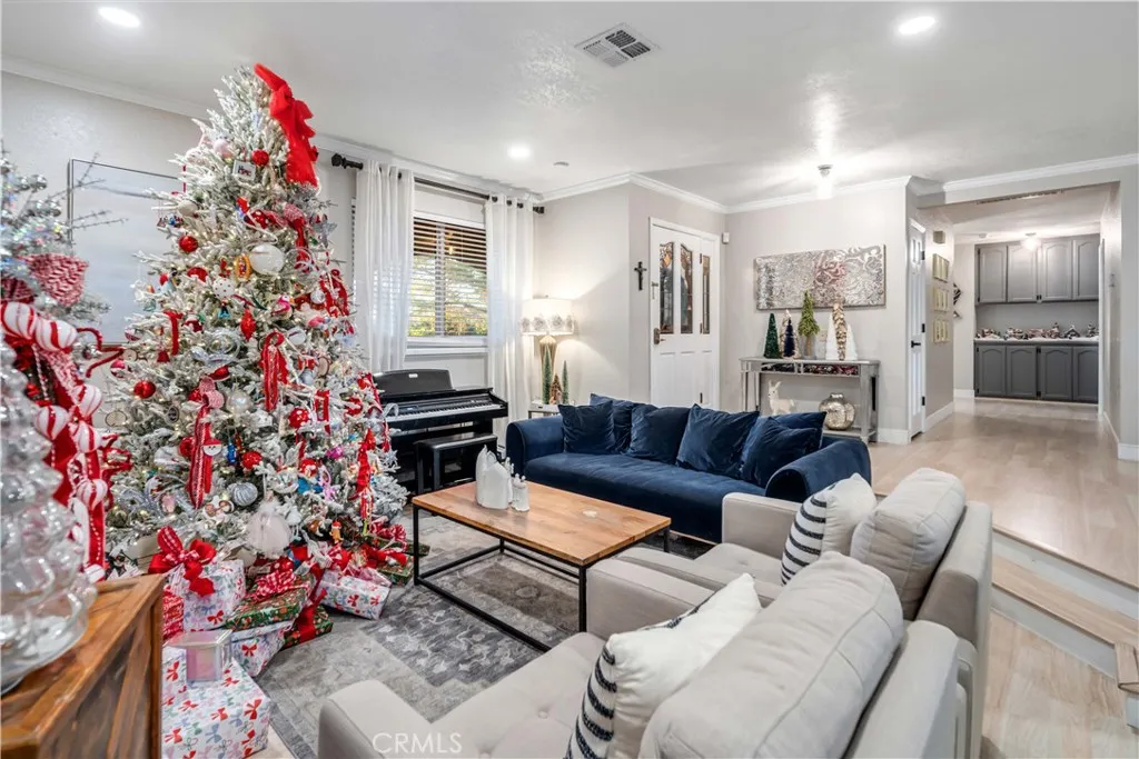 Additional image 13 of 43034 Cherbourg Ln, Lancaster, CA 93536